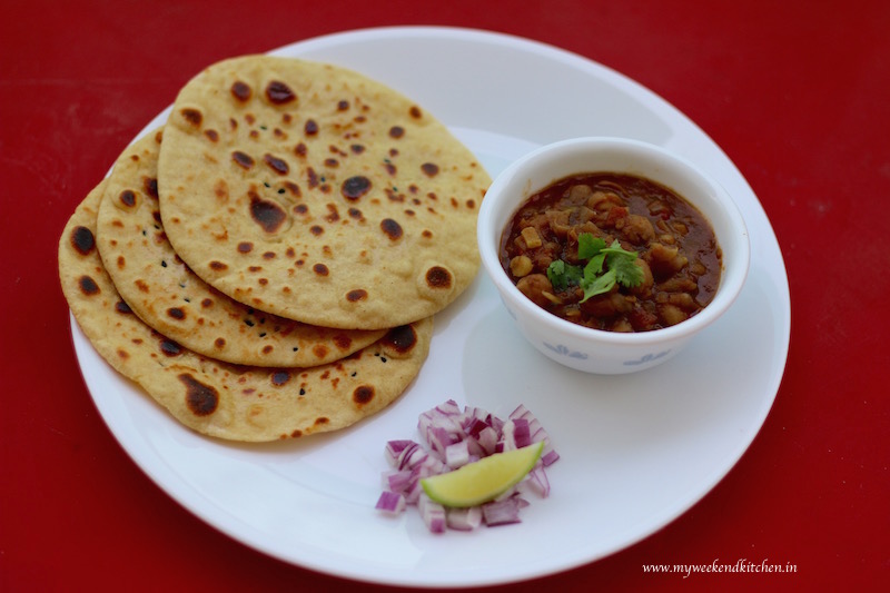 homemade chola kulcha chole kulche, Indian street food, Indian bread, kulche recipe, whole wheat kulcha bread recipe