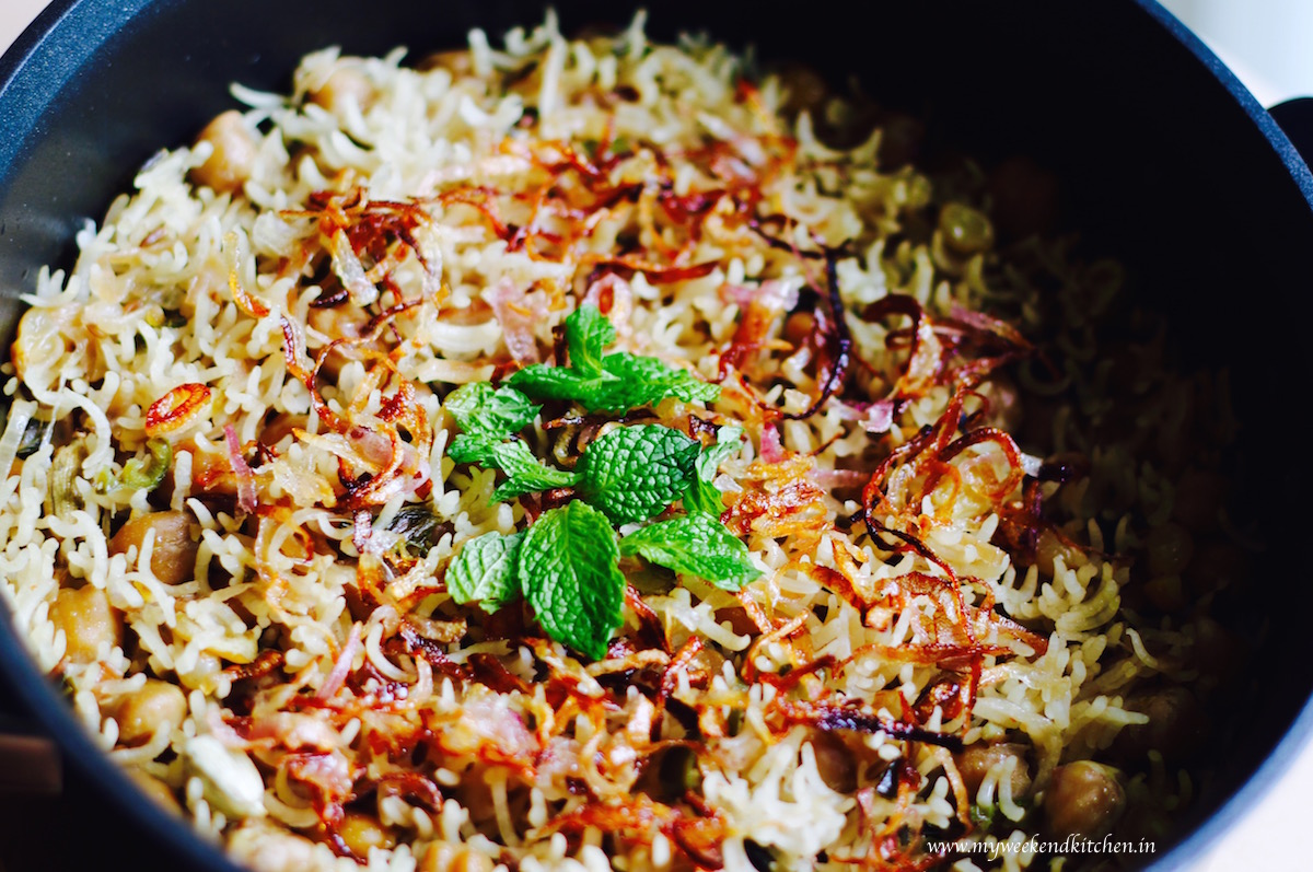 chana kishmish pulao, chickpea and raisin rice pilau chana kishmish pulao recipe, chickpea and raisin rice pilaf recipe