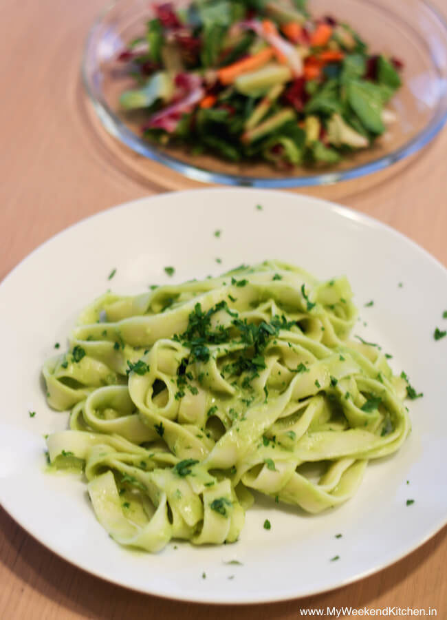 easiest avocado pasta sauce with rice fettuccine and a side salad