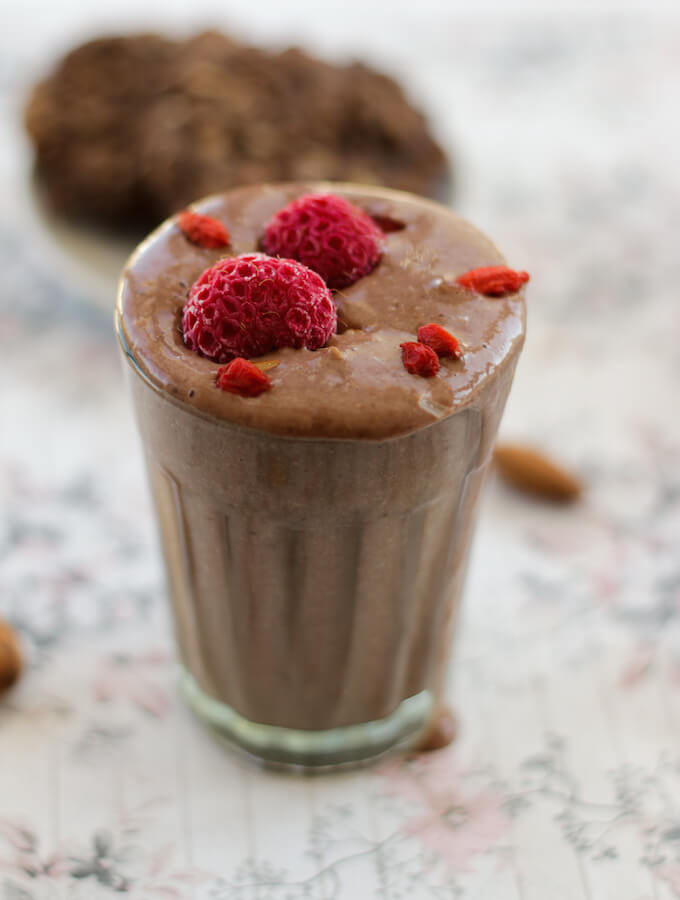 Chocolate Oatmeal Banana Smoothie My Weekend Kitchen