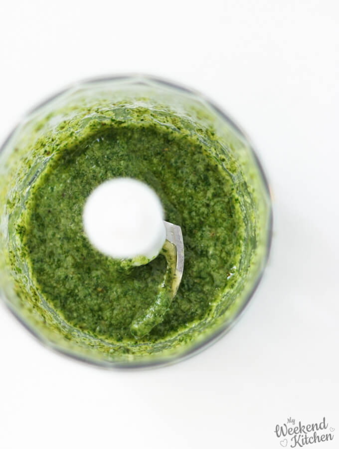 Fresh Basil Pesto (vegan) | My Weekend Kitchen